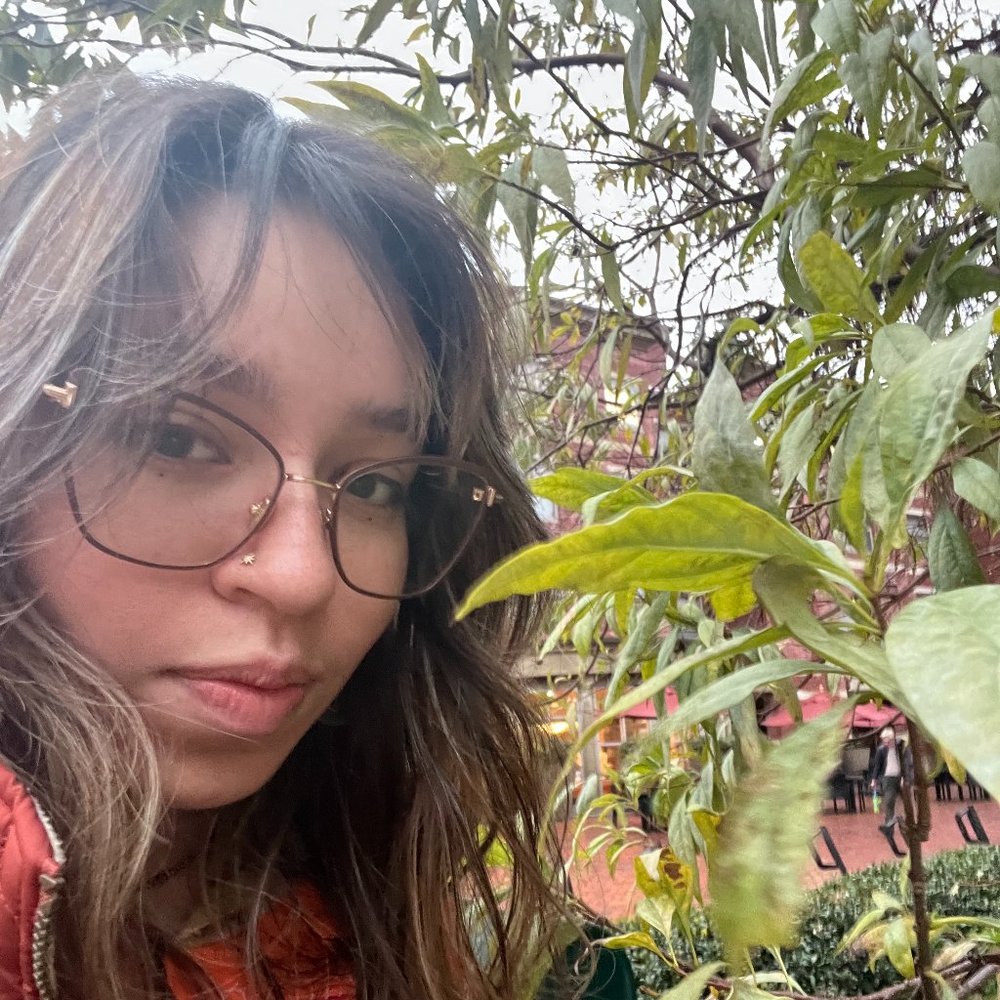 Meet your Posher, Andrea
